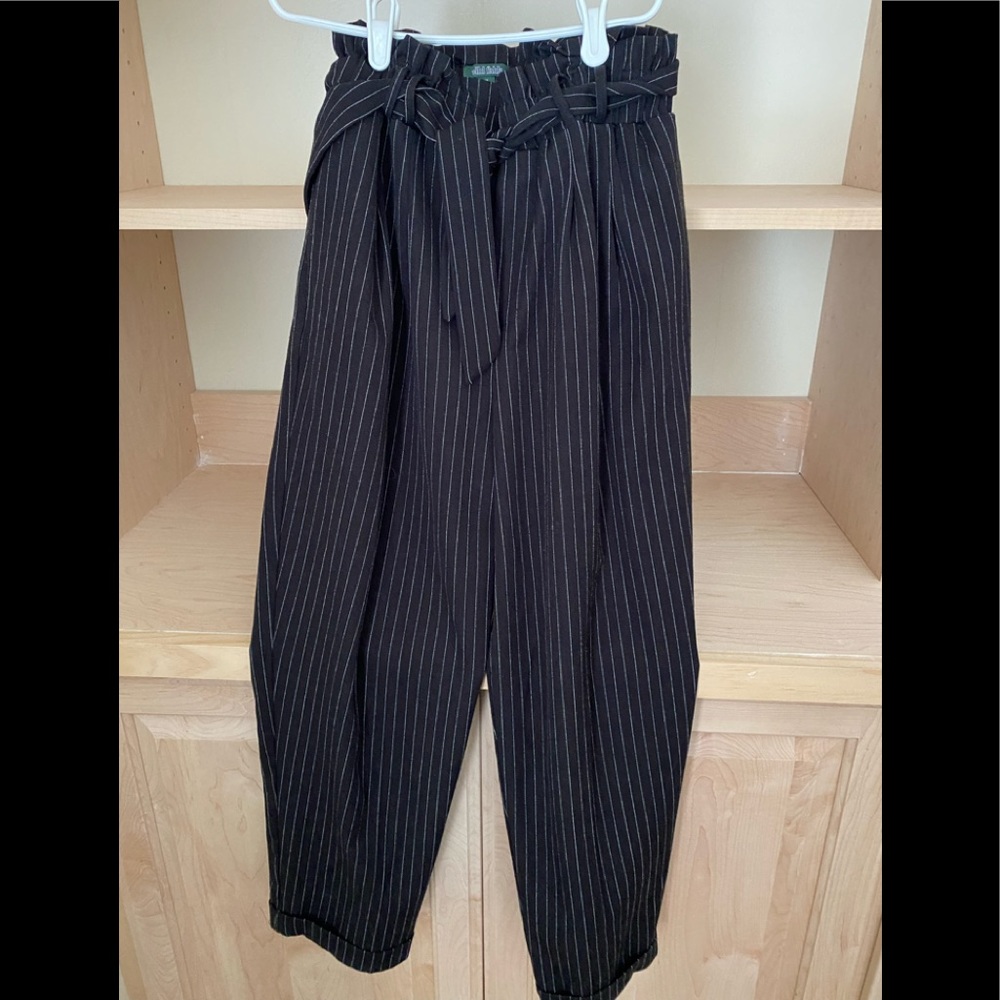Black with white pinstripe paper bag waist pant.  XS